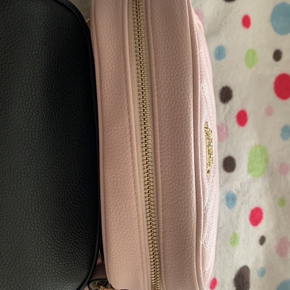 Victoria Secret soft quilted faux leather Fanny packs - Picture 3 of 14